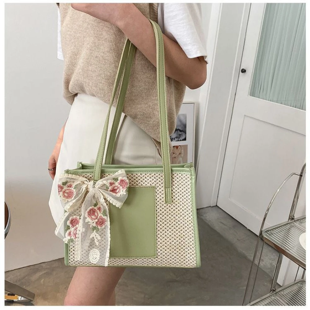 Understated Craftsmanship Trendy Stylish Jute Craft Ladies Fashion Bag